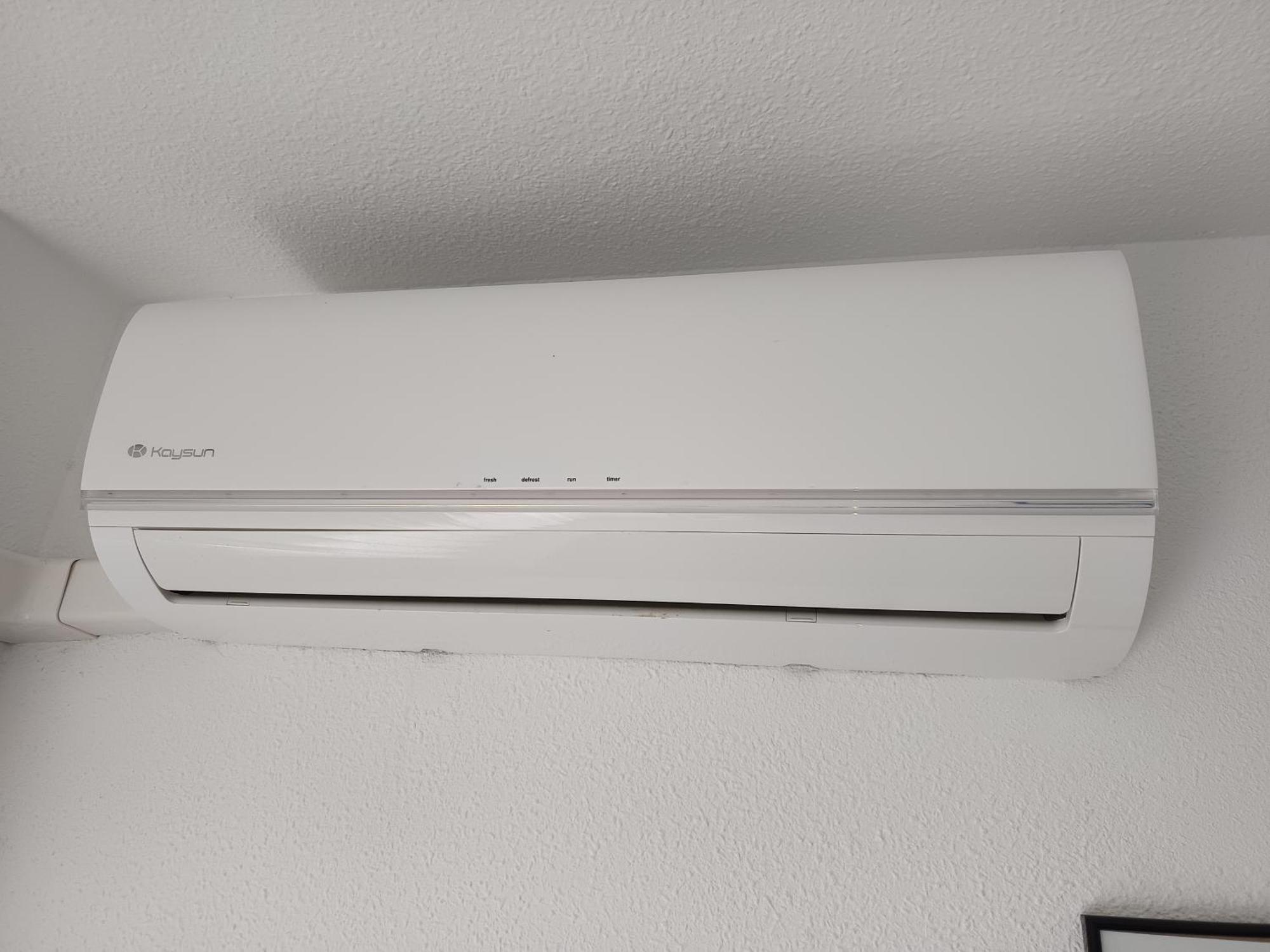 Apartamento Heroes De Sostoa มาลากา ภายนอก รูปภาพ
